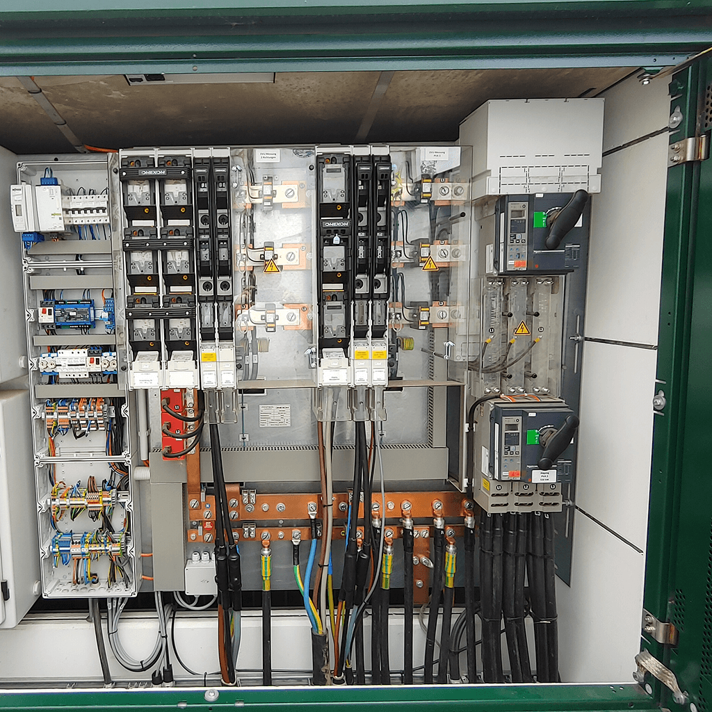 Technikraum und Schutzkonzept im Betrieb